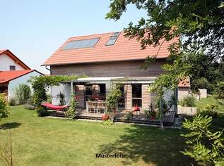 Familienfreundliches Einfamilienhaus mit 5 Zimmern, Terrasse, Pool & großzügigem Keller, 468000 €, Immobilien-Gewerbeobjekte in 2444 Katastralgemeinde Seibersdorf Familienfreundliches Einfamilienhaus mit 5 Zimmern, Terrasse, Pool & großzügigem Keller, 468000 €, Immobilien-Gewerbeobjekte in 2444 Katastralgemeinde Seibersdorf