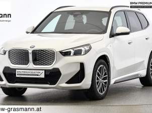 iX1 eDrive20, 43900 €, Auto & Fahrrad-Autos in 4853 Steinbach am Attersee