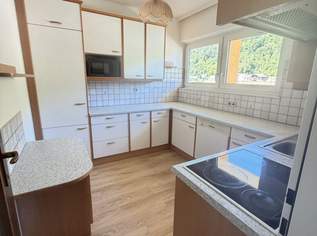 Pendler aufgepasst - sanierte 2-Zimmer-Wohnung mit südseitiger Loggia, Lift und schönem Ausblick, 675 €, Immobilien-Wohnungen in 2640 Gemeinde Gloggnitz Pendler aufgepasst - sanierte 2-Zimmer-Wohnung mit südseitiger Loggia, Lift und schönem Ausblick, 675 €, Immobilien-Wohnungen in 2640 Gemeinde Gloggnitz
