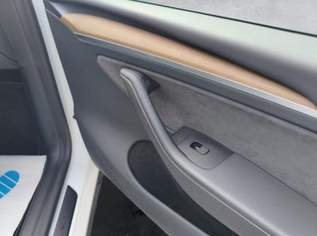 Model Y Long Range AWD, MwSt. ausweisbar, Lea..., 35900 €, Auto & Fahrrad-Autos in 6844 Gemeinde Altach Model Y Long Range AWD, MwSt. ausweisbar, Lea..., 35900 €, Auto & Fahrrad-Autos in 6844 Gemeinde Altach