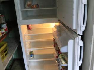 Kühlschrank mit integrierter Kühlbox, 175 €, Marktplatz-Sammlungen & Haushaltsauflösungen in 9020 Klagenfurt am Wörthersee Kühlschrank mit integrierter Kühlbox, 175 €, Marktplatz-Sammlungen & Haushaltsauflösungen in 9020 Klagenfurt am Wörthersee