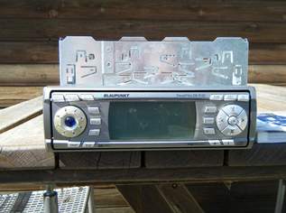 Blaupunkt-Autoradio mit Navigation Blaupunkt-Autoradio mit Navigation
