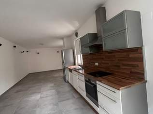 Helle und ruhige  Wohnung mit großer Terrasse in Zentrum-Nähe , 1580 €, Immobilien-Wohnungen in 1160 Ottakring