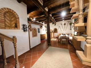 Liebevoll saniertes Presshaus mit Wohnbereich, Terrasse & traditioneller Kellerröhre, 69000 €, Immobilien-Häuser in 2074 Kleinriedenthal Liebevoll saniertes Presshaus mit Wohnbereich, Terrasse & traditioneller Kellerröhre, 69000 €, Immobilien-Häuser in 2074 Kleinriedenthal