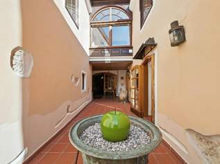 UNIQUE RESIDENCE IN THE HEART OF KREMS' OLD TOWN!, 1850000 €, Immobilien-Häuser in 3500 Am Steindl UNIQUE RESIDENCE IN THE HEART OF KREMS' OLD TOWN!, 1850000 €, Immobilien-Häuser in 3500 Am Steindl