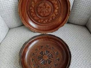 Holz Teller aus Kroatien, ca 18cm / ca 21cm Durchmesser, PRO Stück FIXPREIS 5€ / NUR SELBSTABHOLUNG,23 Bez. KEIN Versand!, 5 €, Marktplatz-Antiquitäten, Sammlerobjekte & Kunst in 1230 Liesing