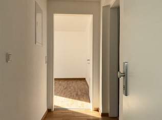 L(i)ebenswerter Neustart in Steyr Münichholz: stilvoll sanierte Wohnung mit ebenerdiger Dusche, hochwertigen Böden und großzügiger Raumaufteilung – perfekt für Zwei!, 491.91 €, Immobilien-Wohnungen in 4400 Steyr