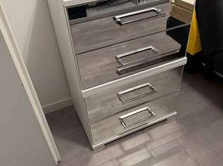 Kommode Set, 50 €, Haus, Bau, Garten-Möbel & Sanitär in 1100 Favoriten