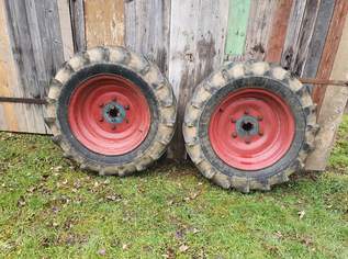 2 TraktorReifen Vorkriegsmodell + Felge 12,4x24 Michelin mit Radnabe von Ford F/ Ford N , 150 €, Auto & Fahrrad-Fahrzeugteile & Zubehör in 2211 Pillichsdorf 2 TraktorReifen Vorkriegsmodell + Felge 12,4x24 Michelin mit Radnabe von Ford F/ Ford N , 150 €, Auto & Fahrrad-Fahrzeugteile & Zubehör in 2211 Pillichsdorf