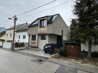 Stilvoll wohnen im Herzen von Wien: Dachgeschosswohnung mit Terrasse und Parkplatz in 1140 Wien!, 1751.2 €, Immobilien-Wohnungen in 1140 Penzing