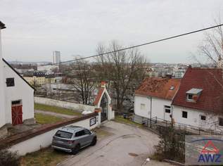 Älteres Wohnhaus mit schönem Ausblick in Wels / Thalheim, 0 €, Immobilien-Häuser in 4600 Thalheim bei Wels Älteres Wohnhaus mit schönem Ausblick in Wels / Thalheim, 0 €, Immobilien-Häuser in 4600 Thalheim bei Wels