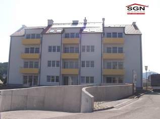 Schöne, geförderte 3 Zimmer-Dachgeschosswohnung mit Balkon, 909 €, Immobilien-Wohnungen in 3170 Gemeinde Hainfeld