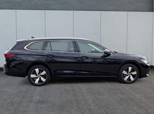 Passat Variant Business AHK+MASSAGE+NAVI+17""A..., 45407 €, Auto & Fahrrad-Autos in 6844 Gemeinde Altach