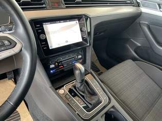 Passat Business Var. DSG- NAVI-ACC-LANE-MASSAGE-AL, 25890 €, Auto & Fahrrad-Autos in 4625 Offenhausen Passat Business Var. DSG- NAVI-ACC-LANE-MASSAGE-AL, 25890 €, Auto & Fahrrad-Autos in 4625 Offenhausen