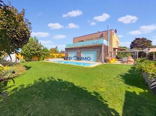 Passivhaus mit beheiztem Pool, Dachterrasse und separater Ordination – unverbaubarer Grünblick, 1600000 €, Immobilien-Häuser in 2333 Gemeinde Leopoldsdorf Passivhaus mit beheiztem Pool, Dachterrasse und separater Ordination – unverbaubarer Grünblick, 1600000 €, Immobilien-Häuser in 2333 Gemeinde Leopoldsdorf