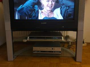 Sony KD-32DX51U TV Fernseher mit Ständer, 0 €, Marktplatz-Kameras & TV & Multimedia in 5020 Salzburg