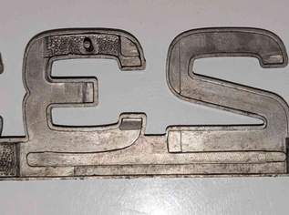 Mercedes Benz LKW Emblem 2233 original Oldtimer