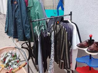 KLEIDER MACHEN LEUTE !!, 3 €, Kleidung & Schmuck-Herrenkleidung in 1200 Brigittenau KLEIDER MACHEN LEUTE !!, 3 €, Kleidung & Schmuck-Herrenkleidung in 1200 Brigittenau