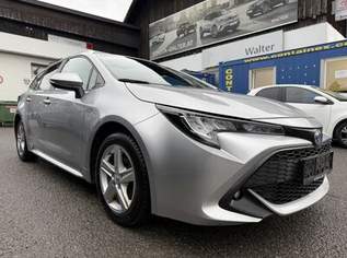 Corolla Kombi 1,8 Hybrid Active Drive, 22880 €, Auto & Fahrrad-Autos in 6911 Lochau