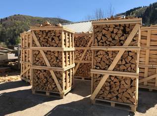 Feuerholz Brennholz Kamin Ofen direkt vor die Haustür! 60/ RM, 60 €, Haus, Bau, Garten-Hausbau & Werkzeug in 3920 Albern