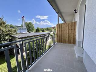 Gepflegtes Mini-Apartment mit Badezimmer und Balkon in zentraler Lage - Zimmer 14! Nähe BMW, SKF!!!, 36960 €, Immobilien-Wohnungen in 4400 Steyr