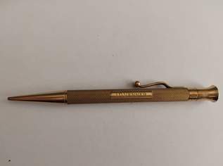 Goldener Bleistift Elizabeth II mit Siegel 375/ 9 Karat Gold/ 1930 27,80 g -40 % Rabatt! Goldener Bleistift Elizabeth II mit Siegel 375/ 9 Karat Gold/ 1930 27,80 g -40 % Rabatt!