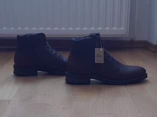 Stylishe Schuhe Bullboxer Stiefel dunkelbraun Größe 42 NEU + Etikett + Originalverpackung Stylishe Schuhe Bullboxer Stiefel dunkelbraun Größe 42 NEU + Etikett + Originalverpackung