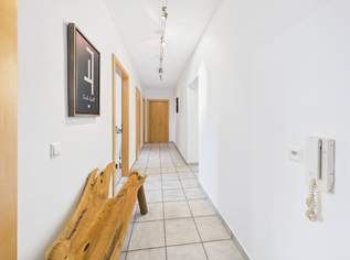 Gepflegte 4-Zimmer-Wohnung mit Lift, Balkon und Stellplatz im Herzen von Ferlach, 189000 €, Immobilien-Wohnungen in 9170 Ferlach