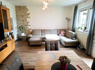 GEMÜTLICHE 4 Zimmer-WOHNUNG mit LOGGIA, 248000 €, Immobilien-Wohnungen in Niederösterreich