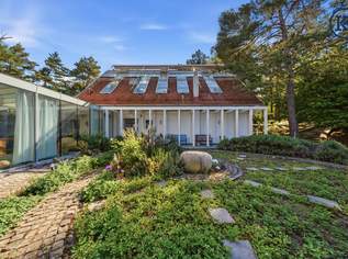 Wo die Seele ihr Zuhause findet: Ein Kunstwerk zwischen Wald und Wien, 0 €, Immobilien-Häuser in 2102 Flandorf