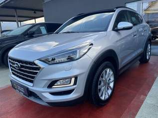 Tucson 1,6 CRDI 4WD Auto. Panorama LED AHK Radar, 22990 €, Auto & Fahrrad-Autos in 6971 Marktgemeinde Hard Tucson 1,6 CRDI 4WD Auto. Panorama LED AHK Radar, 22990 €, Auto & Fahrrad-Autos in 6971 Marktgemeinde Hard