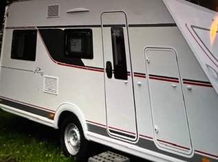 Neuwertiger Familienwohnwagen 