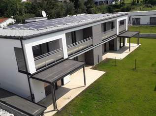 Attraktive, neuwertige Eigentumswohnung mit Balkon - Komfort & Stil inklusive!, 340000 €, Immobilien-Wohnungen in 2020 Hollabrunn