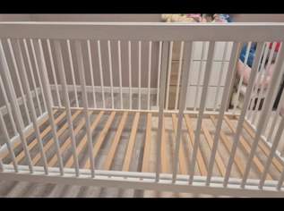 Gitterbett mit Matratze Gitterbett mit Matratze