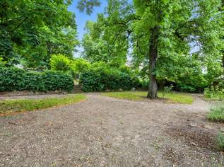 Zentral gelegen: Zwei Bauland-Grundstücke im Kerngebiet – perfekt nah am Leben!, 495000 €, Immobilien-Grund und Boden in 2020 Hollabrunn