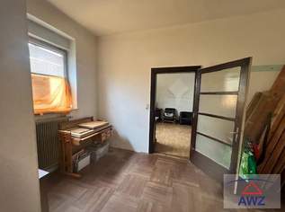 Haushälfte mit einer Wohnung für geschickte Heimwerker und einen schönen Garten in Langenzersdorf!, 0 €, Immobilien-Häuser in 2103 Langenzersdorf