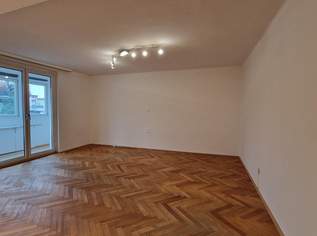 Ideale Single-oder Pärchenwohnung mit Loggia und Blick ins Grüne, 619.99 €, Immobilien-Wohnungen in 8010 