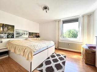 WOHNEN IM GRÜNEN: U-Bahn Nähe I Garagenplatz I sehr hell und sonnig I super Raumaufteilung I Klimaanlage I Simmeringer Bad, 299000 €, Immobilien-Wohnungen in 1110 Simmering