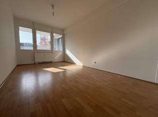 Charmante 2-Zimmer-Wohnung mit Loggia in ruhiger Innenhoflage, 896.21 €, Immobilien-Wohnungen in Oberösterreich