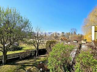 Solides Ein-/Zweifamilienhaus mit Ausbau- und Gestaltungspotenzial - Traumaussicht garantiert, 398500 €, Immobilien-Häuser in 2560 Berndorf