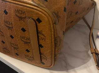 Original MCM Liz Shopper Medium – Sehr guter Zustand, 379 €, Kleidung & Schmuck-Taschen & Koffer in 8010 Graz