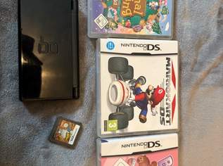 Nintendo DS Lite inkl. 5 Spiele Nintendo DS Lite inkl. 5 Spiele