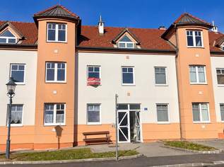 Charmante Mietwohnung in Schrems - Wohnen im Herzen des Waldviertels, 911.67 €, Immobilien-Wohnungen in 3943 Eugenia Charmante Mietwohnung in Schrems - Wohnen im Herzen des Waldviertels, 911.67 €, Immobilien-Wohnungen in 3943 Eugenia