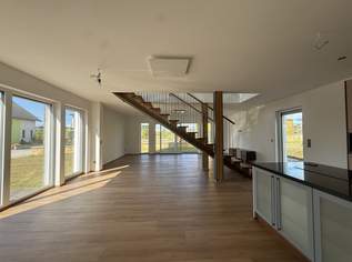 Außergewöhnliches Designhaus in Vitis, 1900 €, Immobilien-Häuser in 3902 Vitis