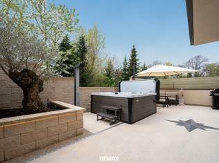 Hochwertiges Eckreihenhaus mit Whirlpool, sonniger Terrasse & hochwertiger Ausstattung – 197,29 m² Wohn- & Nutzfläche, 580000 €, Immobilien-Häuser in 4400 Steyr Hochwertiges Eckreihenhaus mit Whirlpool, sonniger Terrasse & hochwertiger Ausstattung – 197,29 m² Wohn- & Nutzfläche, 580000 €, Immobilien-Häuser in 4400 Steyr