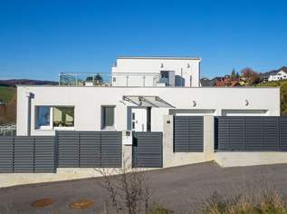 Neuwertiges Niedrigenergiehaus mit maximaler Flexibilität - Pool, Sauna und Dachterrasse inklusive!, 1700000 €, Immobilien-Häuser in 3003 Gemeinde Gablitz