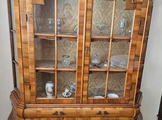 Vitrine - Stilmöbel, 299 €, Haus, Bau, Garten-Möbel & Sanitär in 1060 Mariahilf Vitrine - Stilmöbel, 299 €, Haus, Bau, Garten-Möbel & Sanitär in 1060 Mariahilf