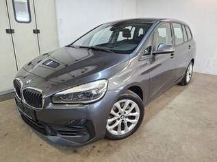 218d xDrive Advantage Aut., 18499 €, Auto & Fahrrad-Autos in 4775 Taufkirchen an der Pram