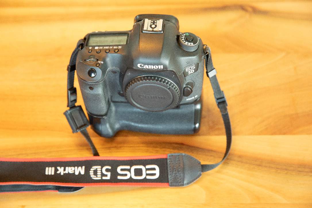 Canon EOS 5D MARK III inkl. Batteriegriff
