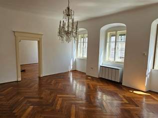 "Jetzt Preisreduzierung!" Wohnen und/oder arbeiten in großzügiger-teilsanierter 4 Zimmer-Altbau-Wohnung an der Linzer Herrenstraße, 1795 €, Immobilien-Wohnungen in Oberösterreich